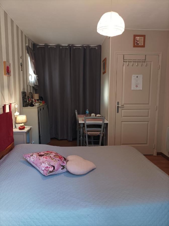Le Nid De Mesanges Bed & Breakfast Chauffour-sur-Vell Dış mekan fotoğraf